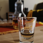 Sukces w leczeniu alkoholizmu w zaciszu własnego domu - porady i wskazówki